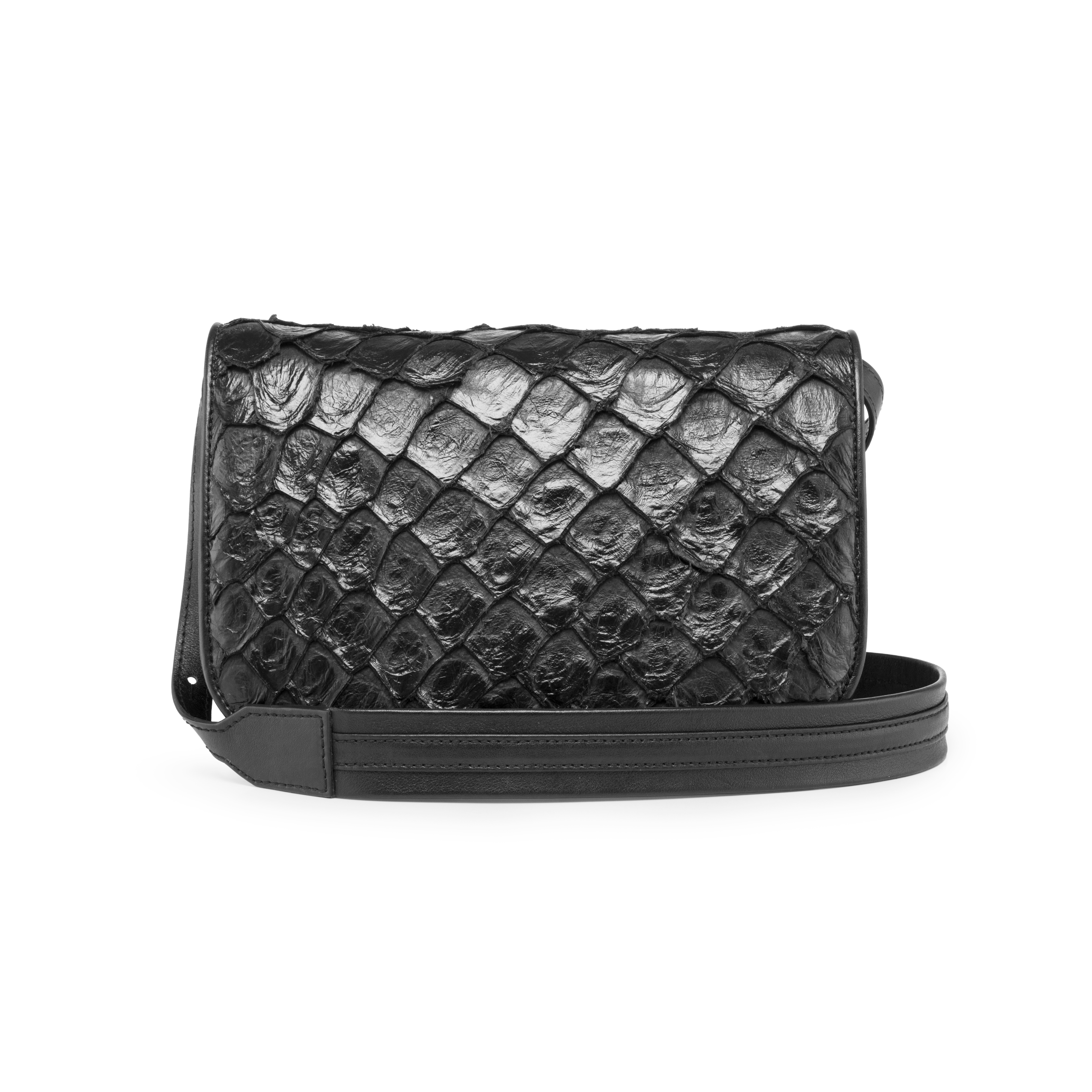 Ms Lara - Arapaima Leather