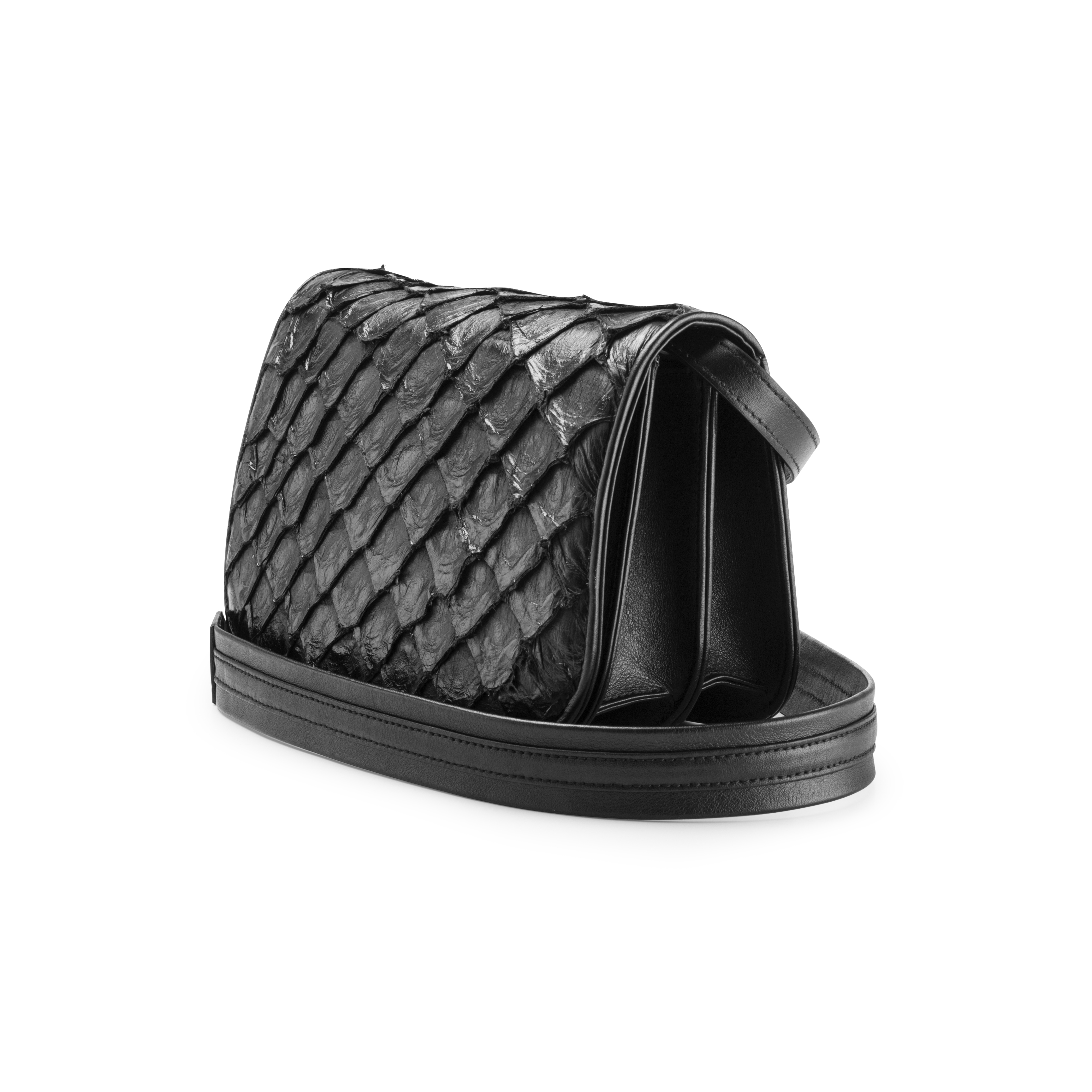 Ms Lara - Arapaima Leather — view 2